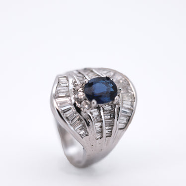 1.21ct Oval Shaped Sapphire Diamond Cocktail Ring