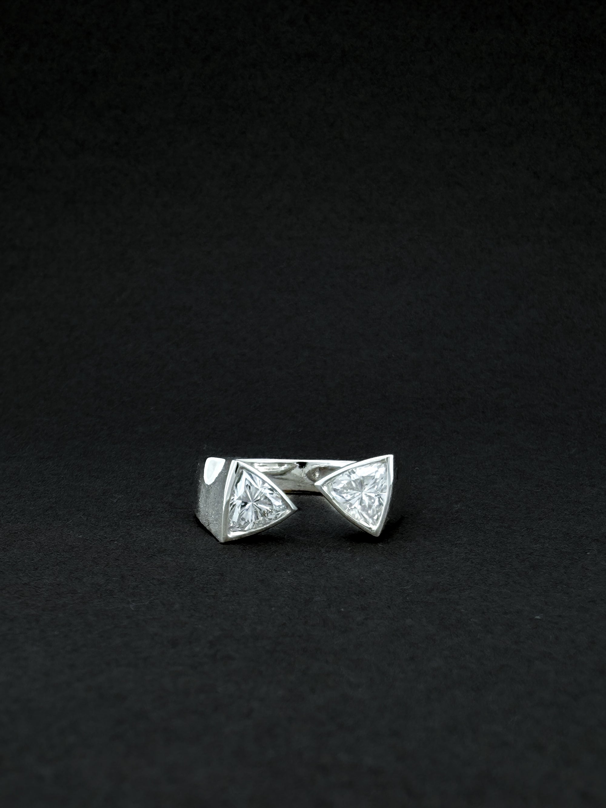 TRIANGLE Open Ring