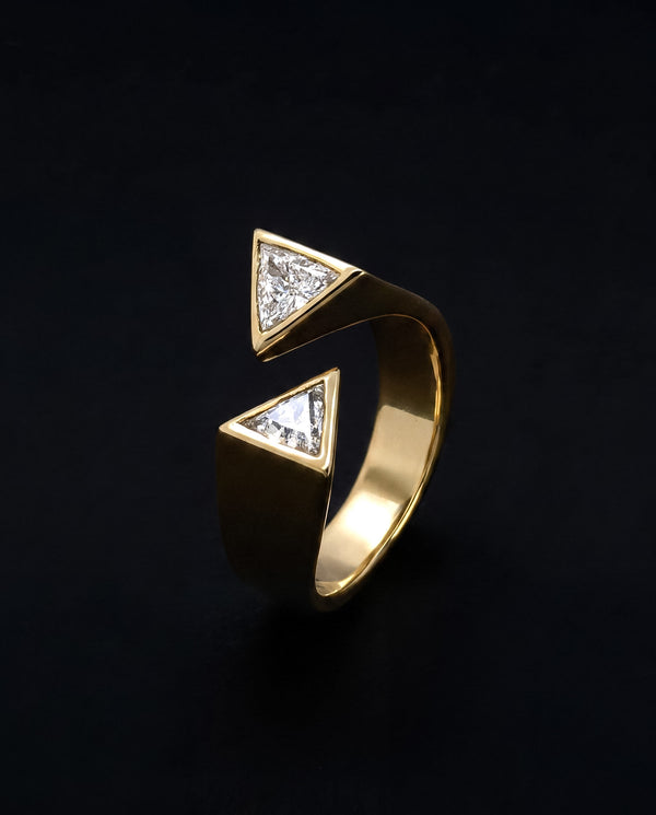 TRIANGLE Open Ring