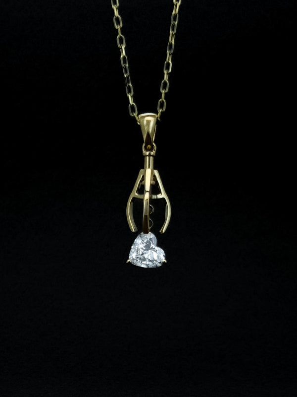 The Romantic Claw Pendant Necklace